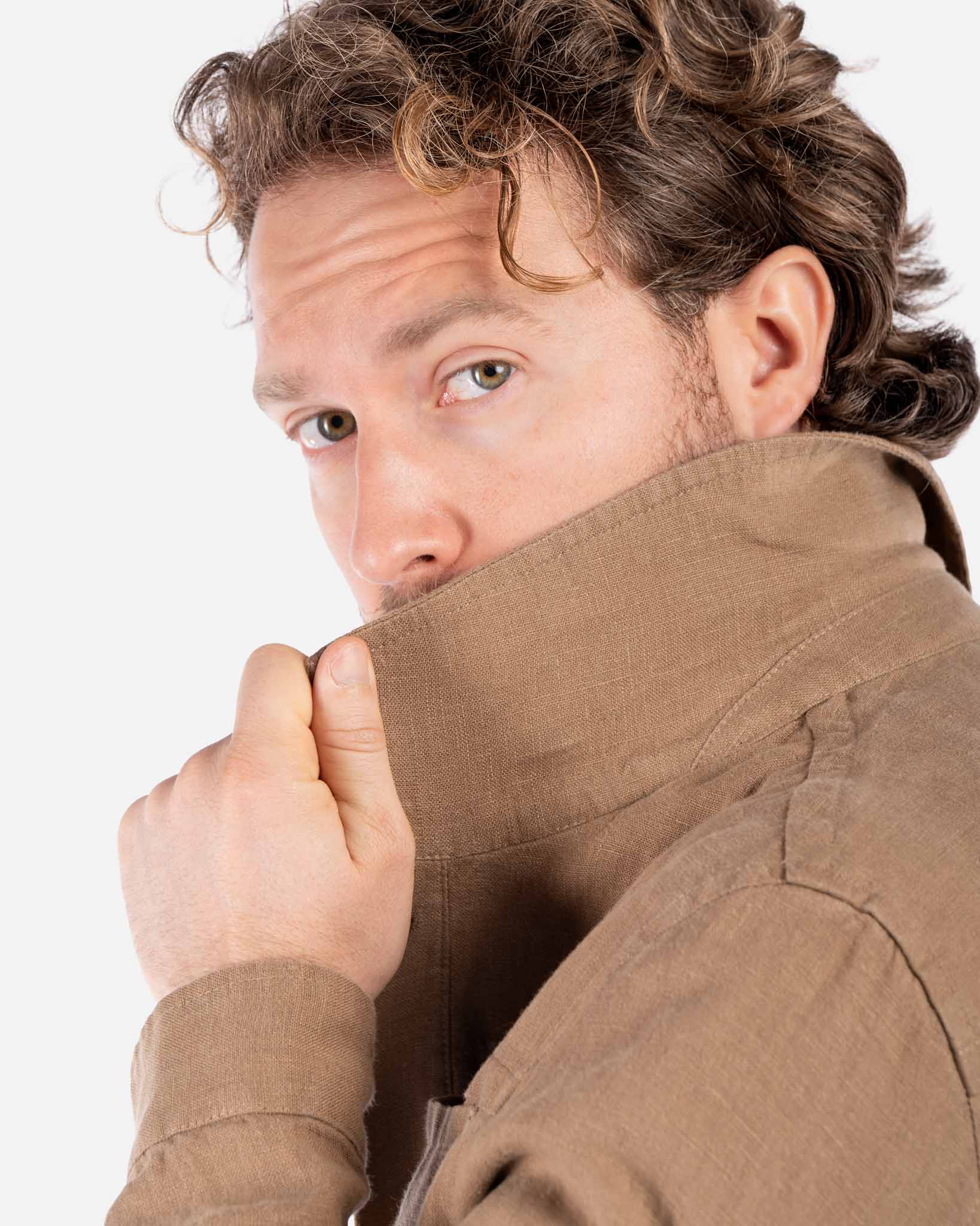 Overshirt in Lino Marrone