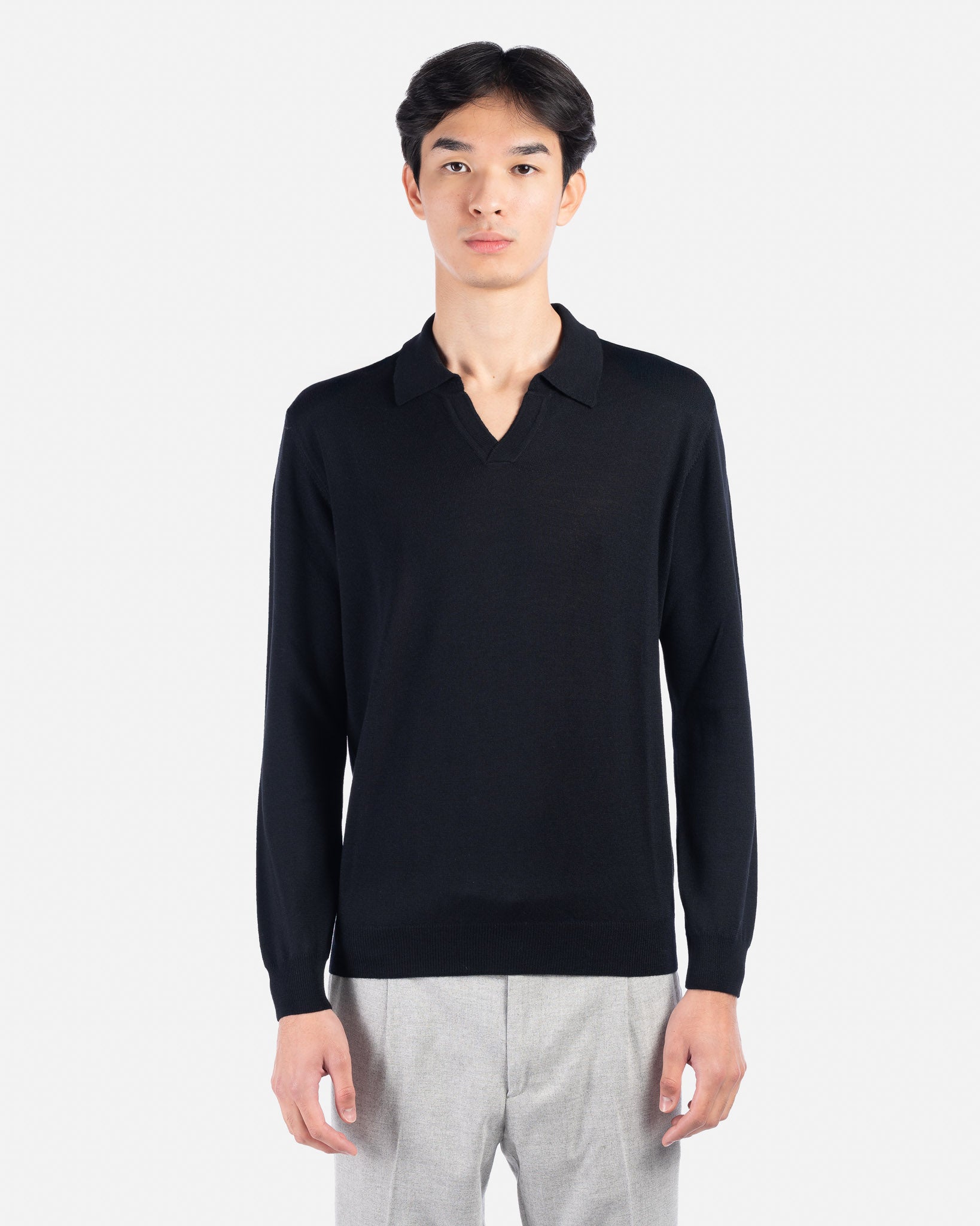 J.W.SAX MILANO Polo Nera in Lana Merino Extrafine