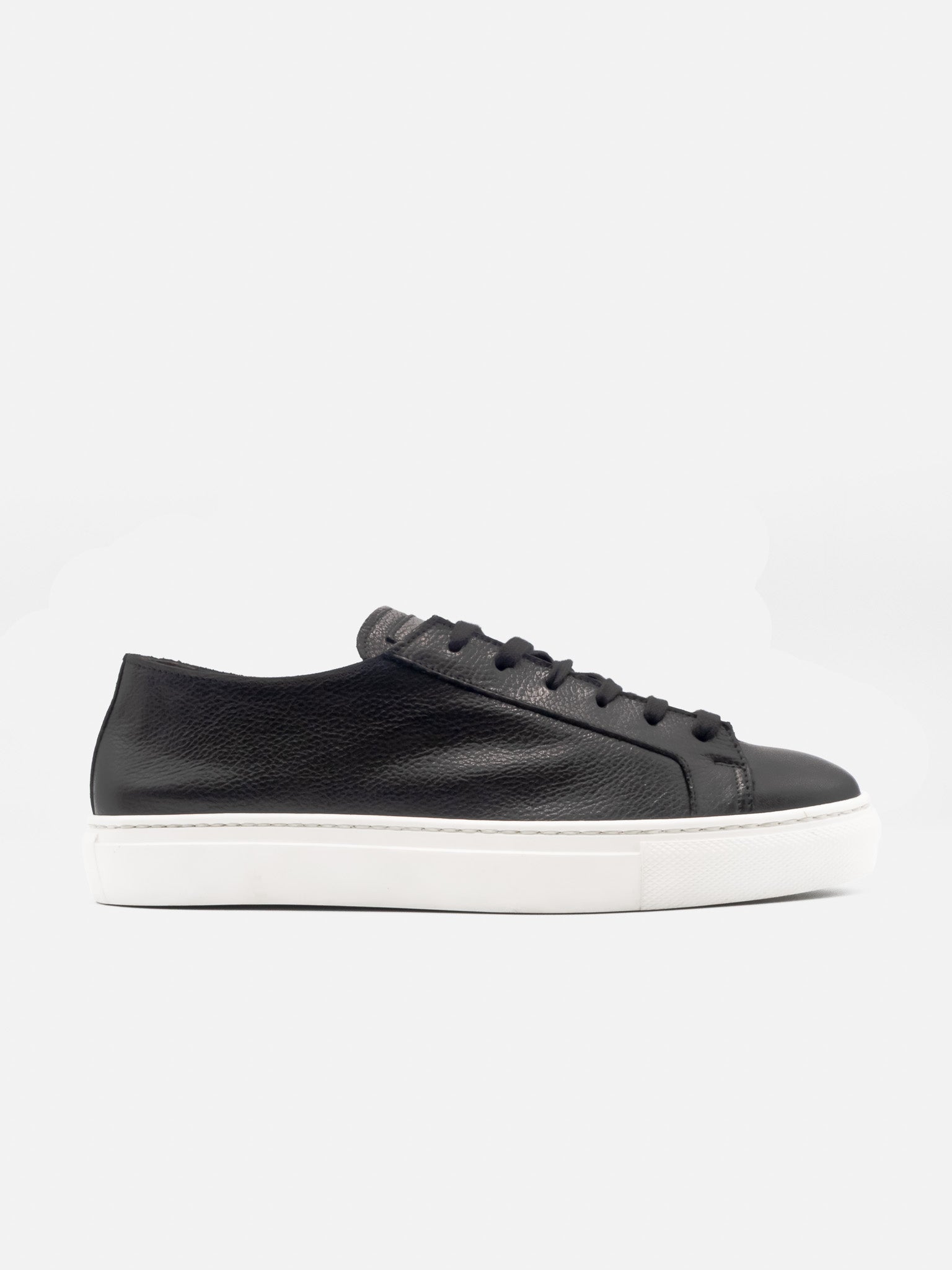 Sneaker Nera in Pelle di Cervo